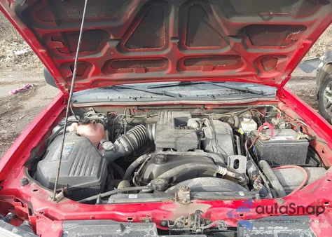 2005 Chevrolet Colorado Ls z USA, uszkodzony, nr VIN 1GCDT196258132353